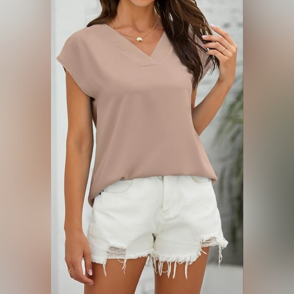 NWOT Calvin Klein Chiffon V-neck Cap-sleeve blouse -Khaki - Picture 4 of 5